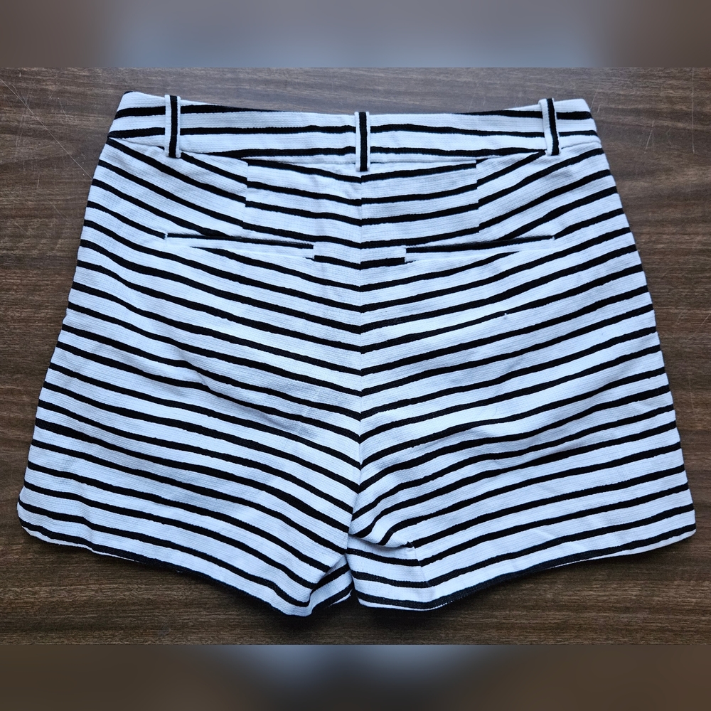J.Crew Striped Pleated Shorts Nautical Black/ White Women's Size 4 - Picture 9 of 13